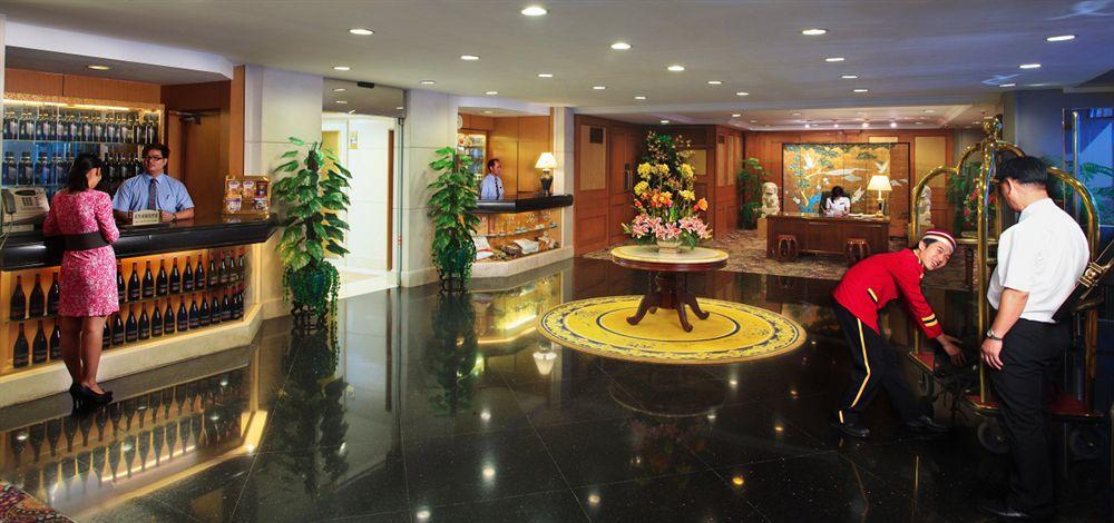 Готель Golden Crown China Taipa  Екстер'єр фото